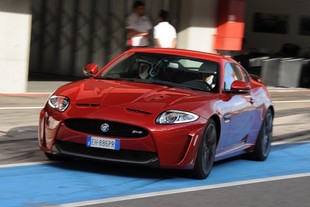 Jaguar XKR-S