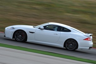 Jaguar XKR-S