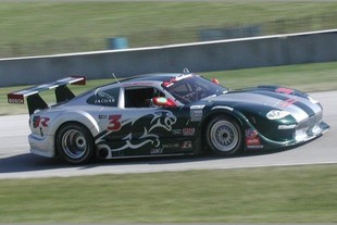 Paul Gentilozzi a jeho JaguarRSR XKR v roce 2004 v seriálu TransAm