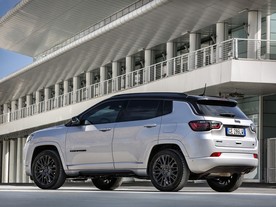 Jeep Compass MY2021 S 4xe 