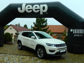 autoweek.cz - Jeep Compass: jistota do nepohody
