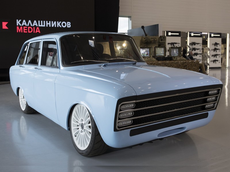 Koncern Kalašnikov předvedl elektromobil CV-1