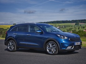 autoweek.cz - Crossover Kia Niro na českém trhu