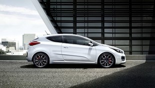 autoweek.cz - Nové modely Kia pro_cee’d GT a cee’d GT 
