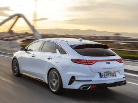 Kia ProCeed  GT