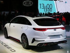 Kia Proceed 