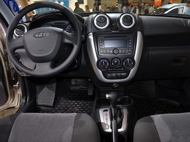 Lada Granta se samočinnou převodovkou