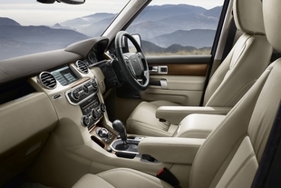 Land Rover Discovery 4 - interiér