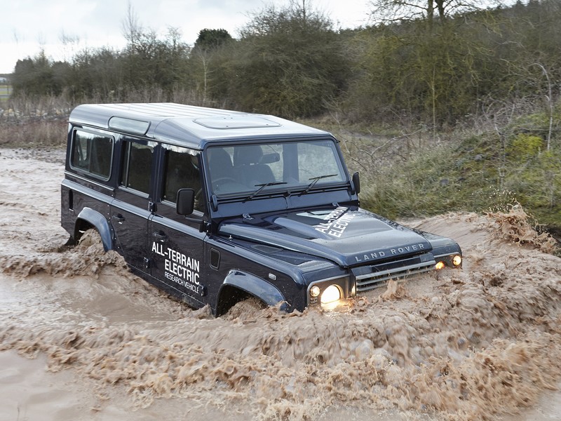 Land Rover Defender s elektrickým pohonem