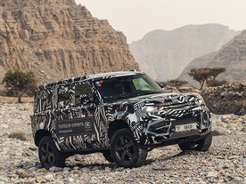Land Rover Defender - test IFRC v SAE