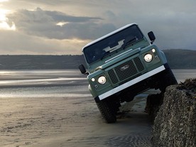 Land Rover Defender LE Heritage