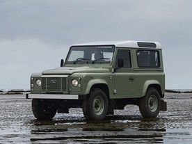Land Rover Defender LE Heritage