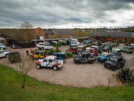Solihull - rozloučení s posledním vozem Land Rover Defender