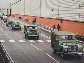 Solihull - rozloučení s posledním vozem Land Rover Defender