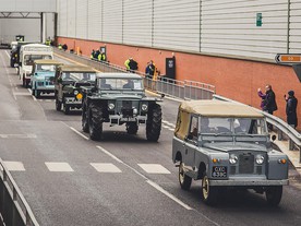 Solihull - rozloučení s posledním vozem Land Rover Defender