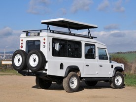 Land Rover Defender Satbir