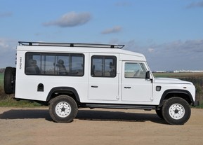 Land Rover Defender Satbir