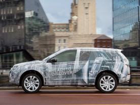 Land Rover Discovery Sport v maskování