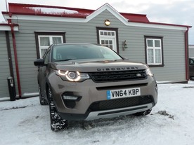 Land Rover Discovery Sport na Islandu