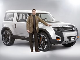 Garry McGovern a Land Rover DC100