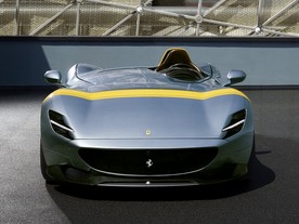 Legendy 2022 - Ferrari Monza sp1