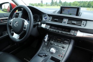 Lexus CT 200h