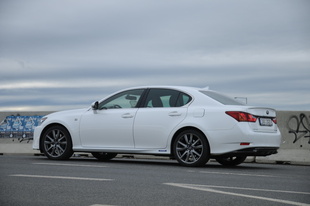 Lexus GS 450h F SPORT