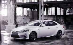 Lexus IS 