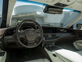 Lexus LS500