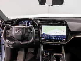 Lexus RZ 450e 