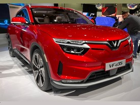 LA 2021 VinFast VF e35