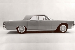 Lincoln Continental Sedan 1961