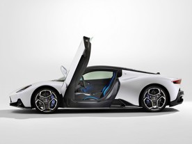 Maserati MC20 