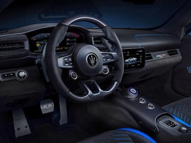 Maserati MC20 