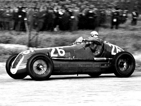 Luigi Villoresi za volantem Maserati 4CL