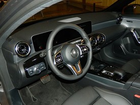 Mercedes-Benz A180d (W177) Progressive
