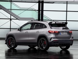 Mercedes-AMG GLA 45 S 4Matic+2