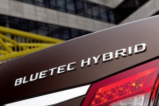 Mercedes-Benz E 300 HYBRID