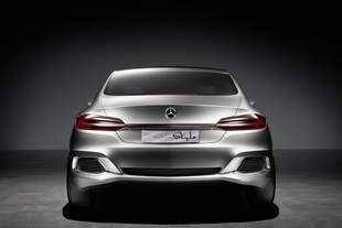 Mercedes-Benz F 800 Style
