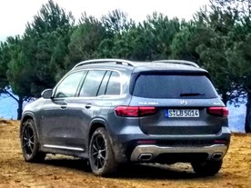 Mercedes-Benz GLB 200d 4Mateic