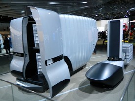 Mercedes-Benz Vision Urbanetic Cargo Mover