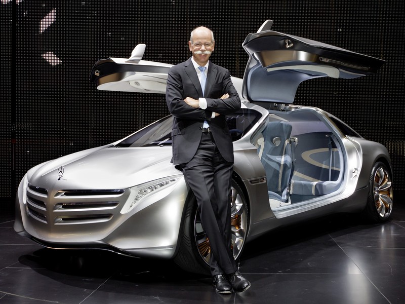 Mercedes-Benz stále věří vodíku