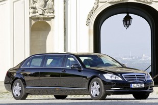 Mercedes-Benz S600 Pullman Guard