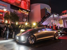 Mercedes-Benz Luxury in Motion