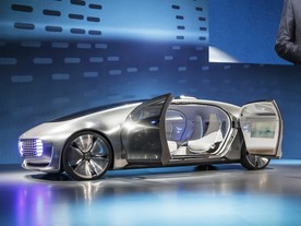 Mercedes-Benz Luxury in Motion