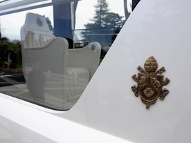 Papamobil Mercedes-Benz třídy M