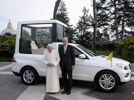 Papamobil Mercedes-Benz třídy M
