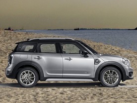 Mini Cooper S E Countryman ALL4  a Mini E