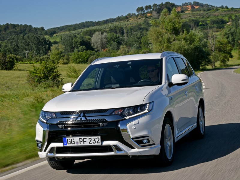 Mitsubishi Outlander PHEV 2019