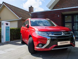 Obousměrné dobíjecí zařízení a Mitsubishi Outlander PHEV